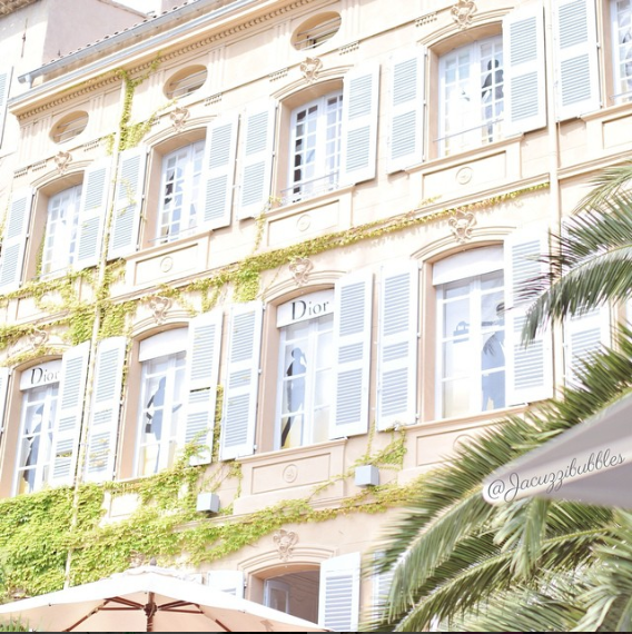 https://www.instagram.com/jacuzzibubbles/