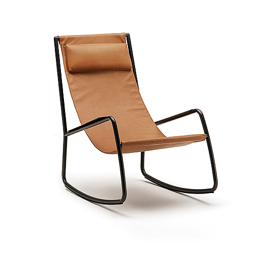 Neuinterpretation des Rocking Chair: Flow von Shibuleru für LIVING DIVANI