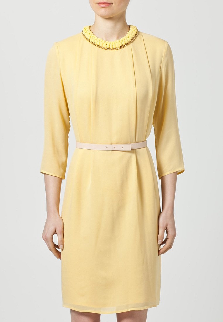 Cocktailkleid von Kaviar Gauche für Zalando, 199,95 Euro. Bild: Zalando