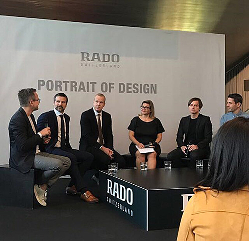Design-Talk – in der Mitte zwischen den Designern (v. l. n. r.): Hakim el Kadiri, Vice President Product und Matthias Breschan, CEO RADO und Lilli Hollein, Direktorin und Mitbegründerin der Vienna Design Week